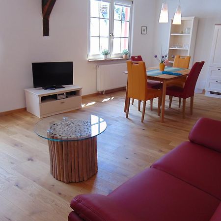 Ferienwohnung Bergblick /Moseltal Burgen  Exterior photo