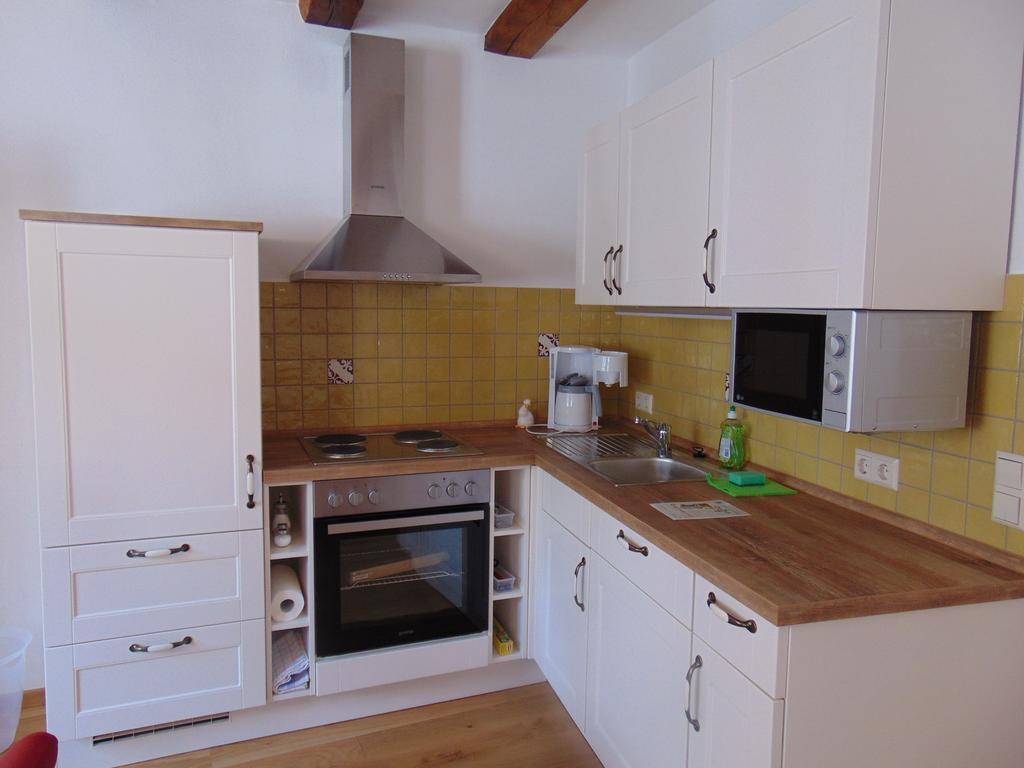 Ferienwohnung Bergblick /Moseltal Burgen  Exterior photo